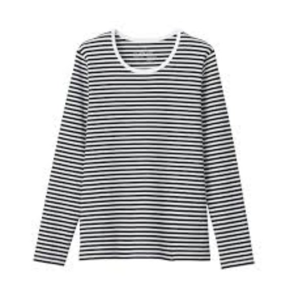 Muji Tops - 💫HOST PICK💫Stretch Rib Stitch Crew Neck T Shirt